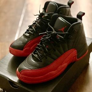 Retro Air Jordan Flu Game 12s